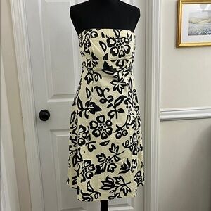 B. Smart Black and White Strapless Dress